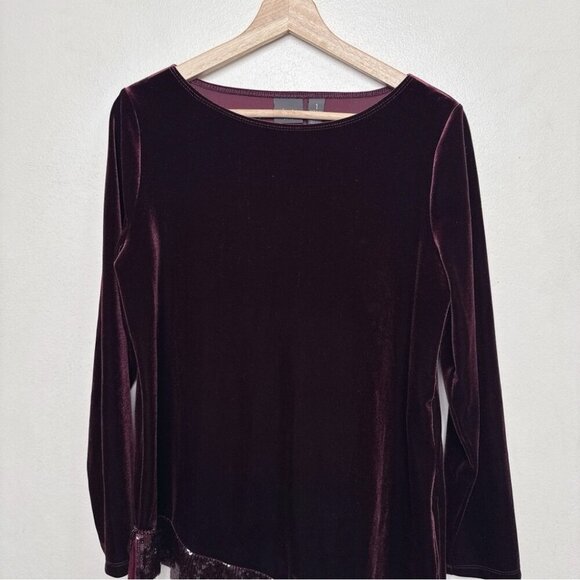 Travelers Womens 1 US Medium Collection Velvet Sequin Trim Top - Picture 3 of 12
